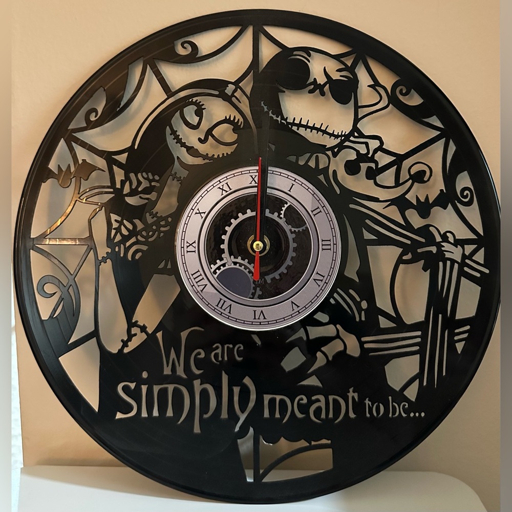 Disney Nightmare Before Christmas Vinyl Record Wall Clock – Jack & Sally
